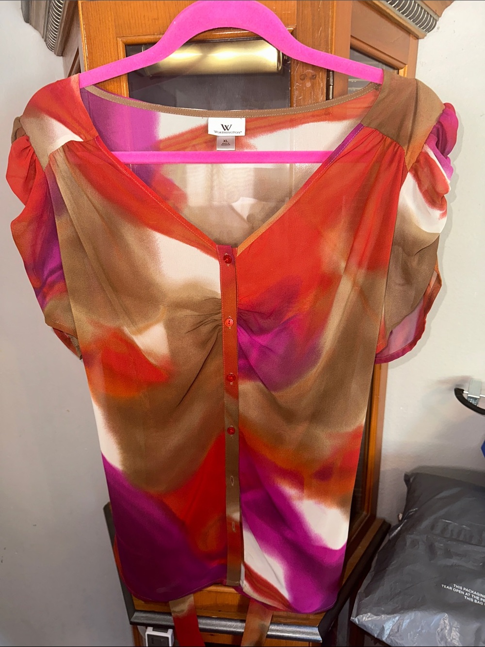 Worthington Multicolor V-Neck Button-Front Blouse